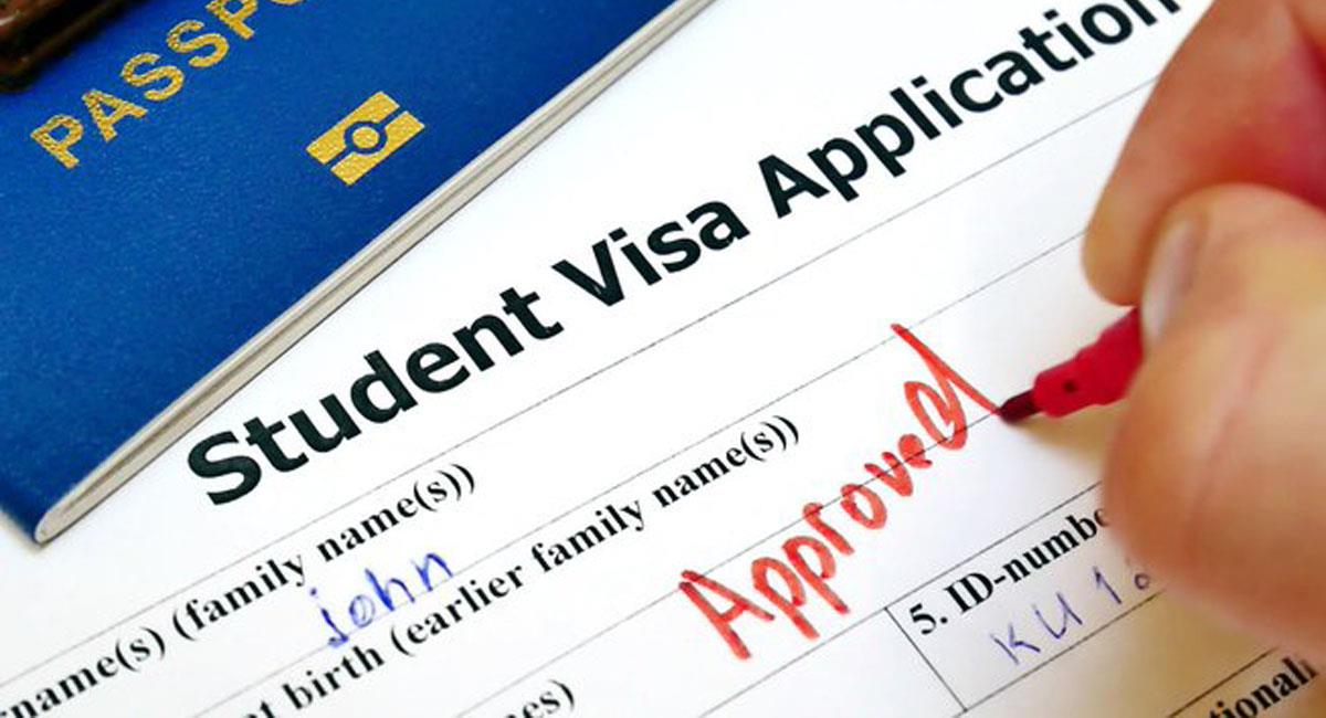 La visa de estudiante a los Estados Unidos cuenta con un proceso exigente. Foto: Twitter @eltrotiaort
