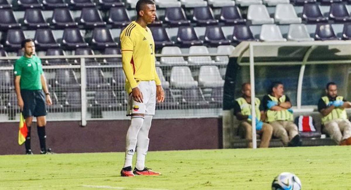 Brayan Ceballos es un recio defensor central colombiano que poco pudo hacer en el torneo preolímpico. Foto: Twitter @bilbaofrancom