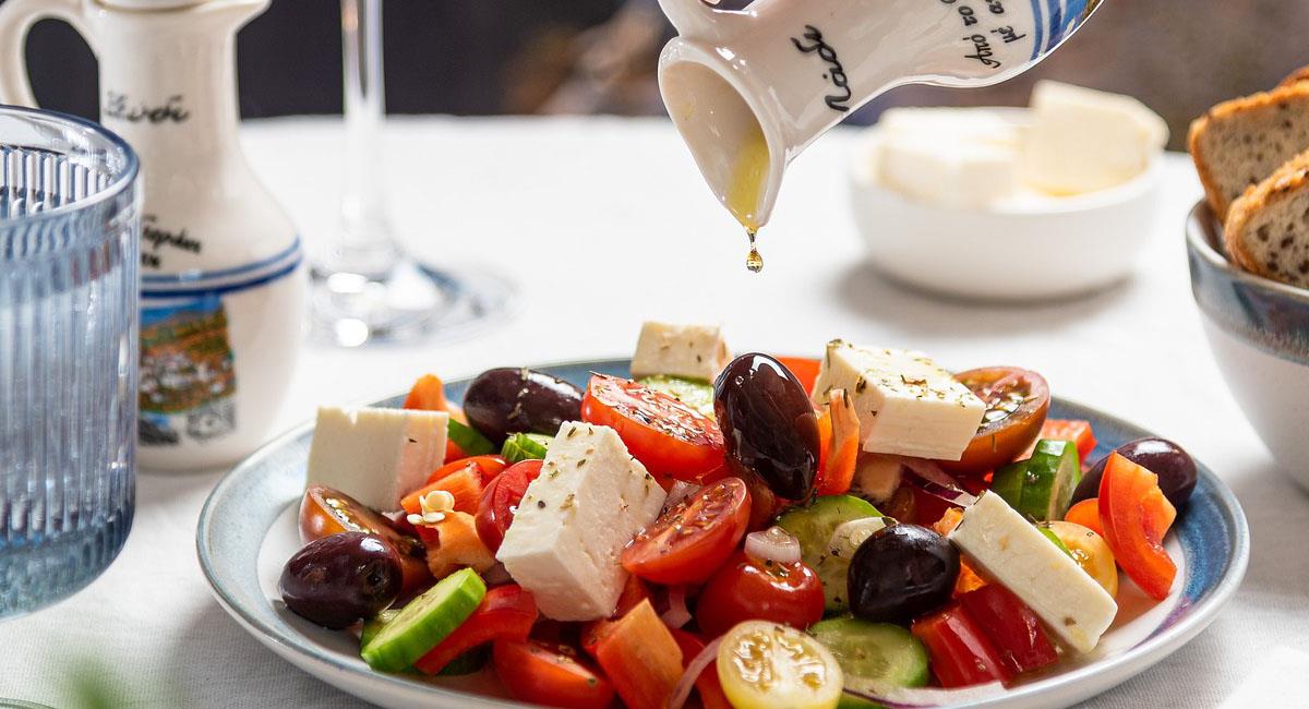 Las verduras y el aceite de oliva son alimentos reconocidos como muy saludables. Foto: Pixabay