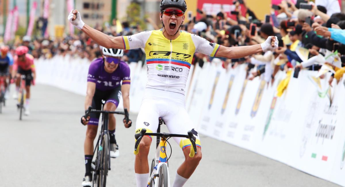 Este jueves se vivió un emocionante final en la tercera etapa del Tour Colombia. Foto: Twitter @Theo_Gonzalez