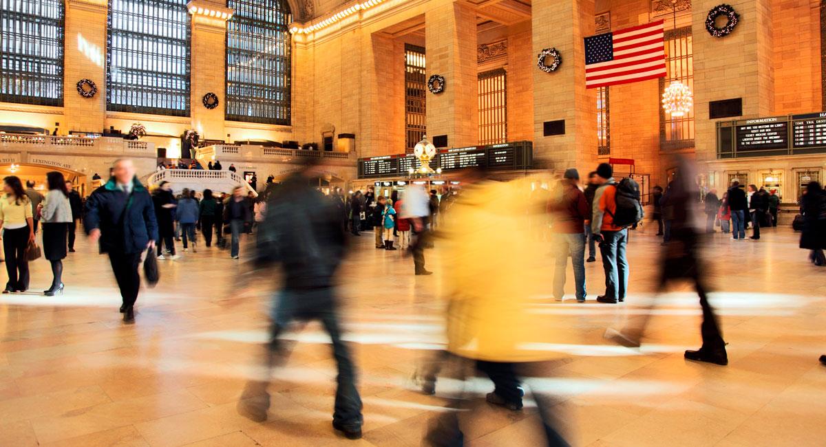 Trabajar con visa de turista en Estados Unidos puede ser castigado con varias sanciones. Foto: Shutterstock