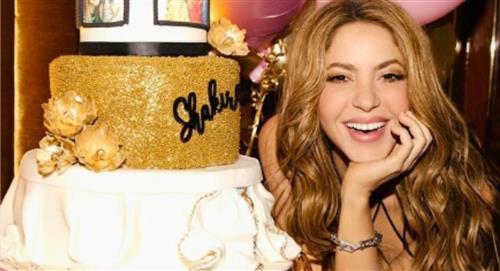 Shakira y el enigmático acompañante en su celebración de cumpleaños