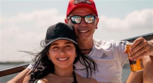 Jenny López, novia de Jhonny Rivera, presentó a su padre: “Está más joven el papá que el marido"