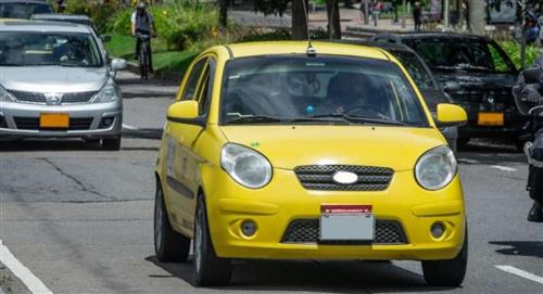 ¡Aliste el bolsillo! Aumenta la tarifa mínima para los taxis en Bogotá