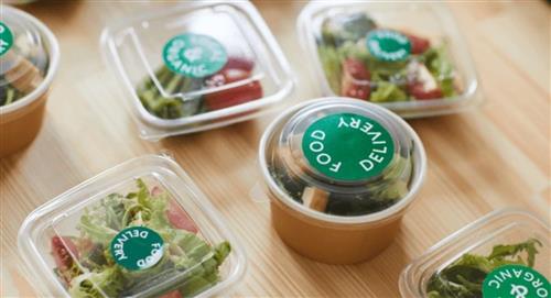 Tápers de plástico: La lista de los 5 alimentos que debe evitar llevar en estos envases 