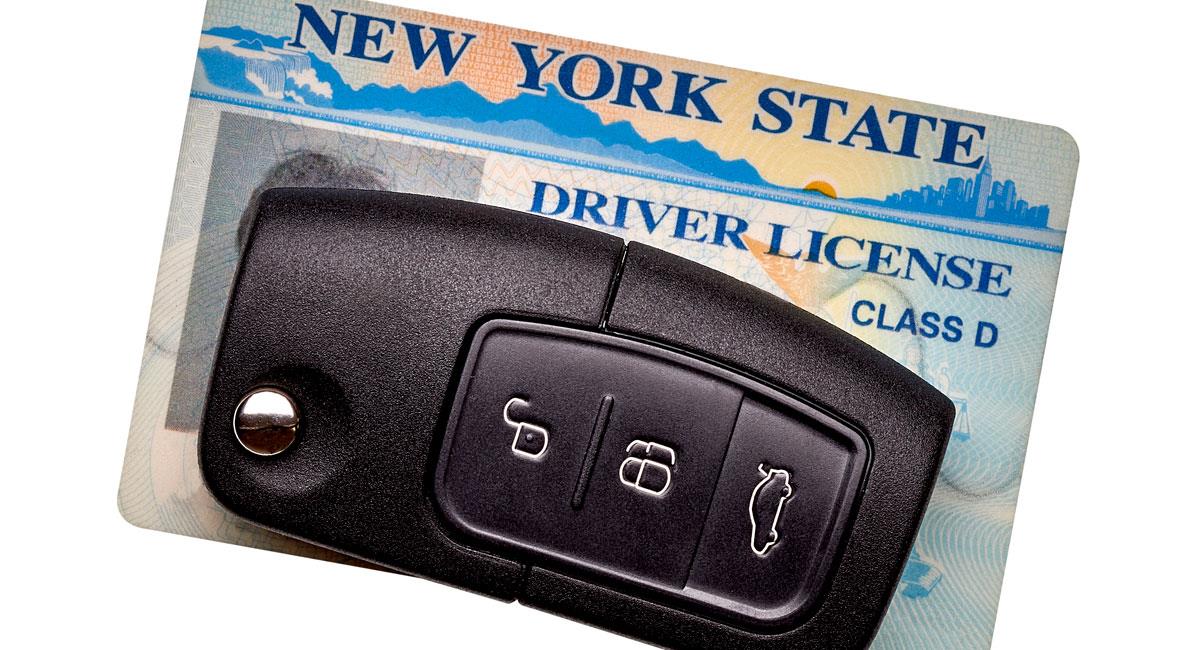 New York entrega licencias de conducción a indocumentados, conozca cómo. Foto: Shutterstock