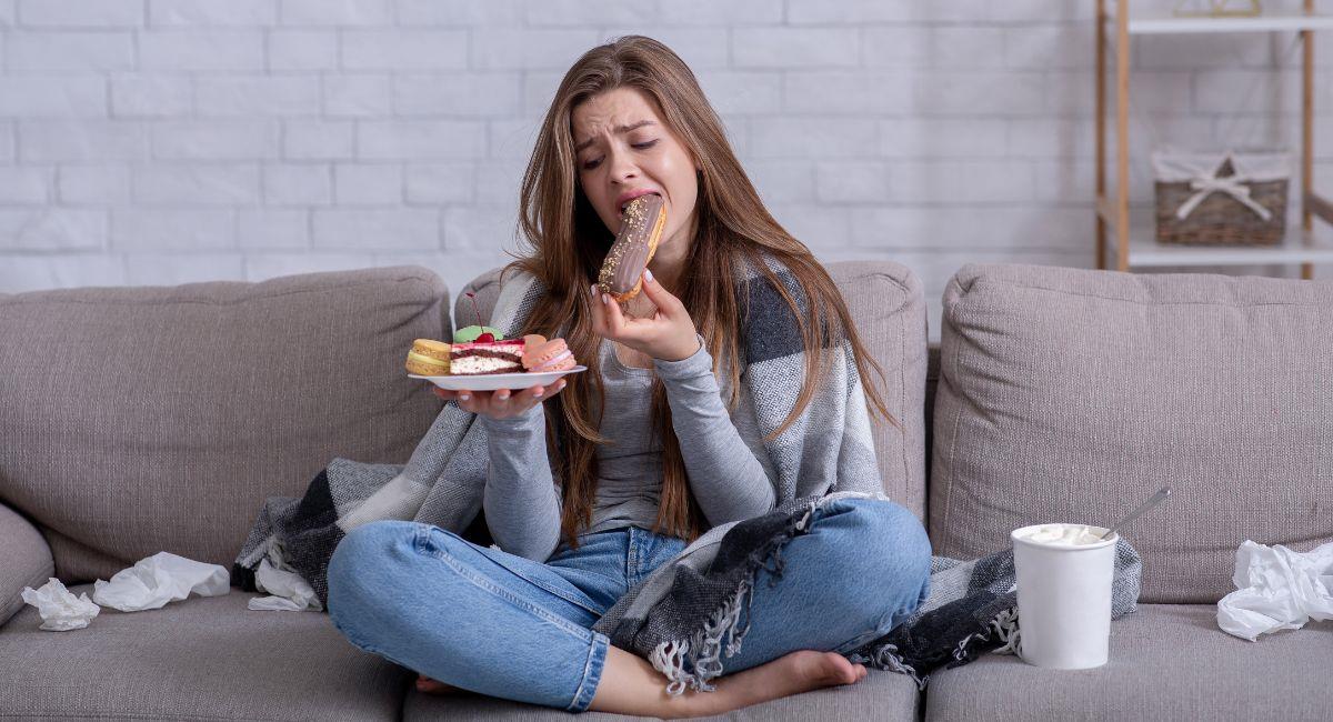 5 hábitos saludables para reducir la ansiedad por los alimentos dulces. Foto: Shutterstock