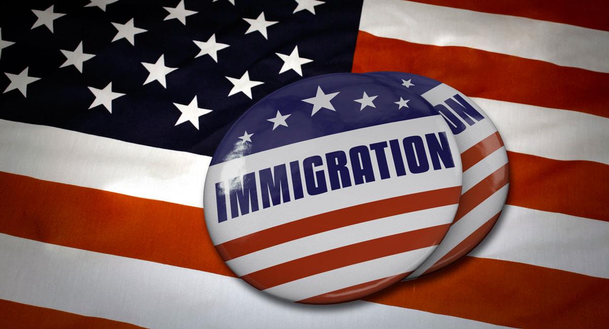 Texas debe aplazar la entrada en vigor de la ley contra migrantes SB-4. Foto: Shutterstock