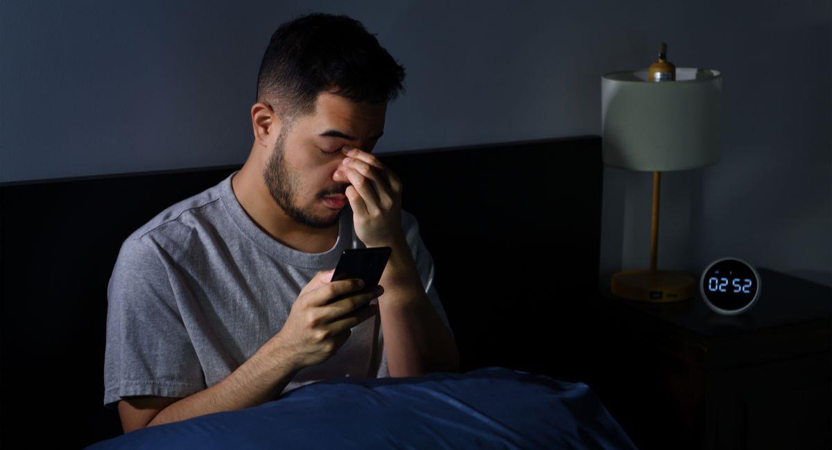 Conoce los riesgos de dormir menos de 6 horas. Foto: Shutterstock