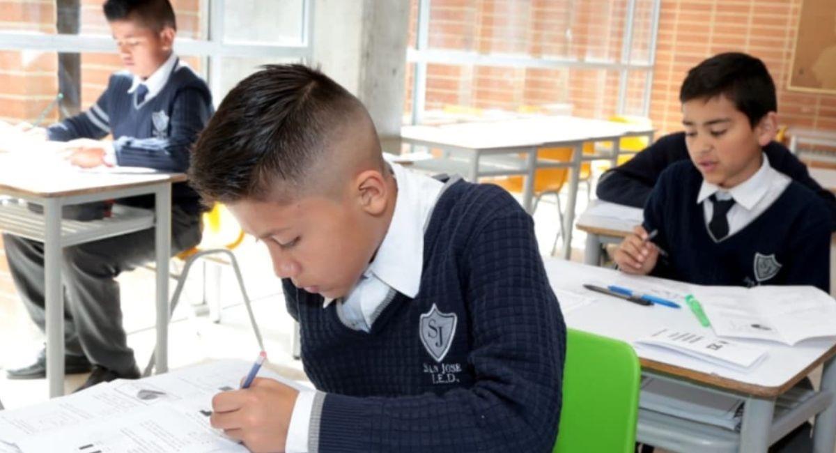 Ya puede descargar el boletín escolar de un colegio distrital. Foto: Alcaldía de Bogotá