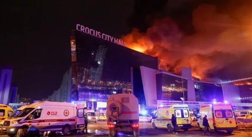 Ataque en una sala de conciertos en Moscú deja 40 muertos y decenas de heridos 