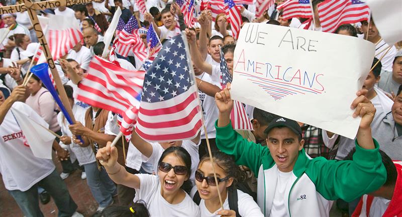 Gobierno de EE.UU. apoya con millonaria cifra a migrantes