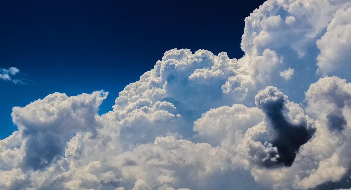 El bombardeo de nubes es una técnica usada para lograr lluvia. Foto: Pixabay