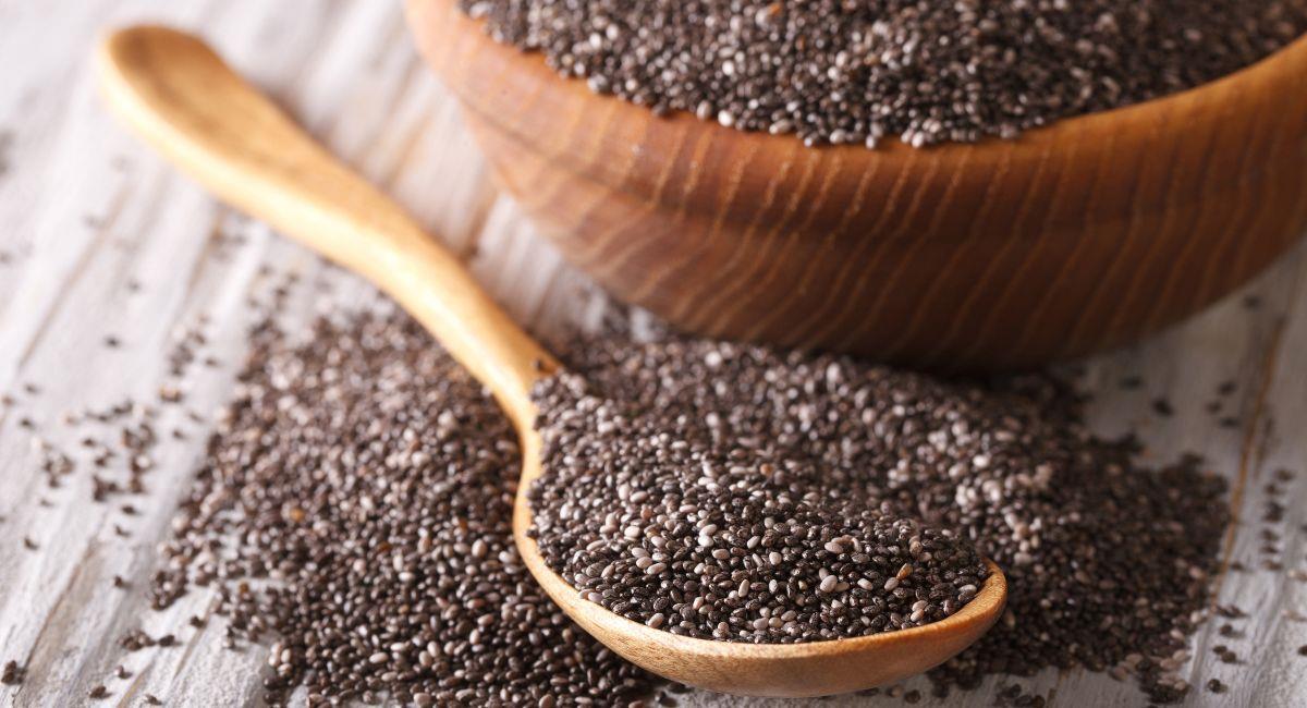 Los beneficios para la salud de tomar agua de semillas de chía. Foto: Shutterstock