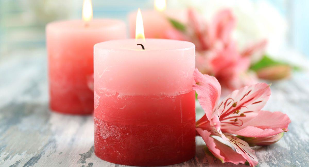 Cómo activar la vela de 7 colores para recibir milagros inesperados. Foto: Shutterstock