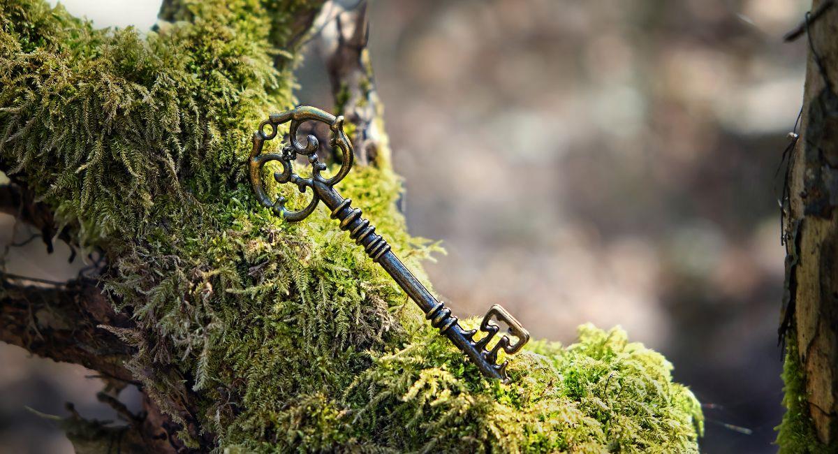 Conoce el significado esotérico de encontrar una llave en la calle. Foto: Shutterstock