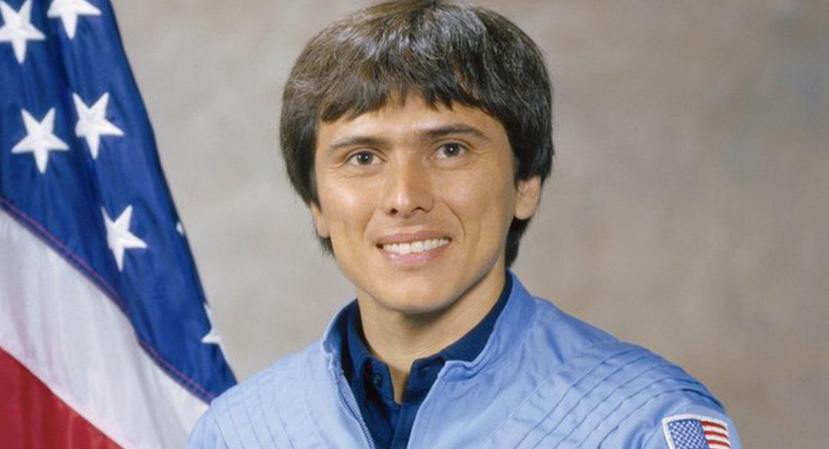 Franklin Chang Díaz es el primero de los astronautas latinos en la NASA. Foto: Twitter @RetroNewsNow
